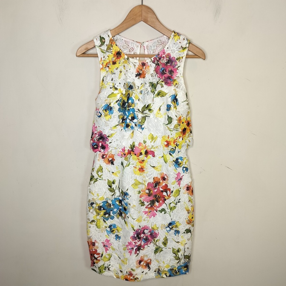 Lipsy London‎ Floral Crochet Dress Sleeveless Sheath Mini